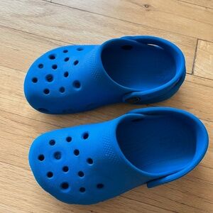 Bolt Blue Crocs Size 10 Child/Little Kids